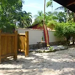 Mandacaru Chales E Suites Itamambuca